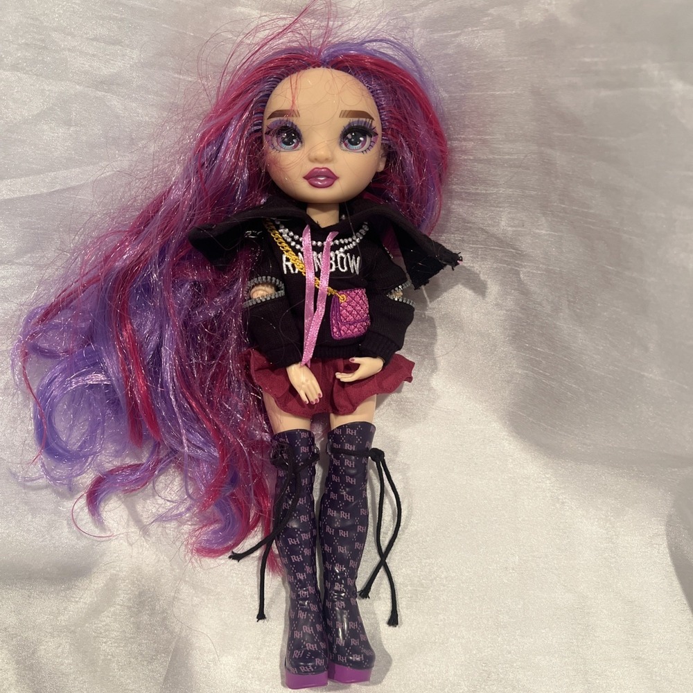 Rainbow High Fashion Doll‎ Emi Vanda Series 3 Orchid Deep Purple Outfit 11" MGA